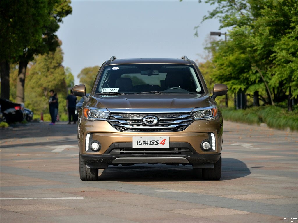 广汽乘用车 传祺gs4 2015款 200t g-dct尊贵版