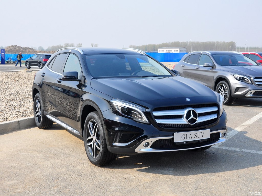 北京奔驰 奔驰gla 2015款 gla 220 4matic 豪华型