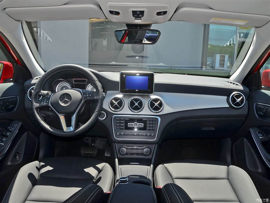 北京奔驰 奔驰gla级 2015款 gla 220 4matic 豪华型