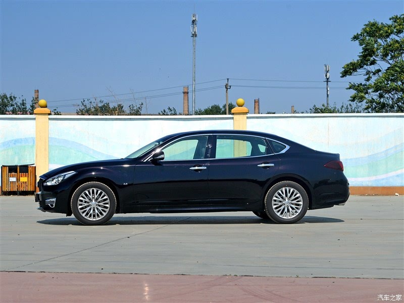 英菲尼迪(进口) 英菲尼迪q70 2015款 q70l 2.5l 悦享版