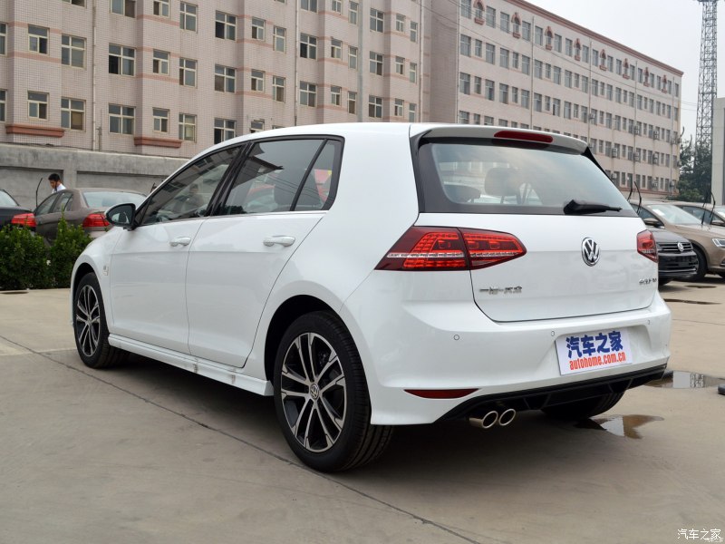 一汽-大众 高尔夫 2015款 1.4tsi 自动r-line