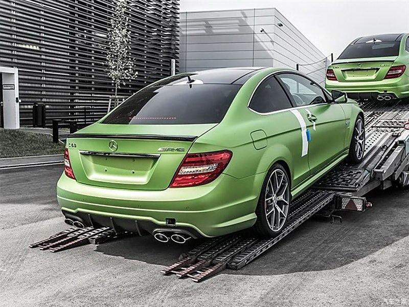 梅赛德斯-amg 奔驰c级amg 2015款 c 63 amg coupe legacy edition