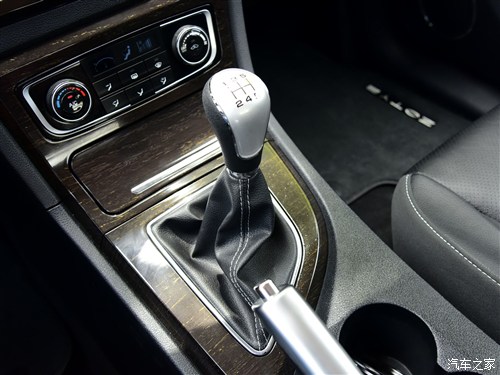 【八个堵车驾驶技巧保证爱车不受磕碰_平顶山