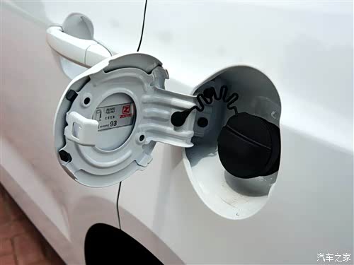 众泰汽车 高标汽油和燃油添加剂谁靠谱高清图片