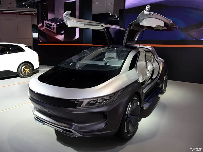 【图】奇点汽车 奇点iS6 2017上海车展_5354