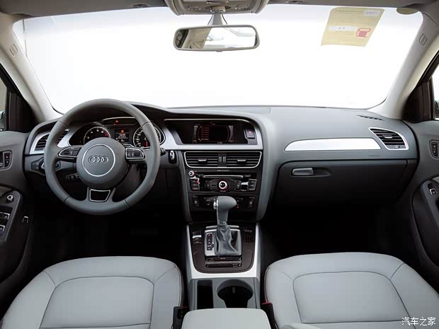 奧迪一汽-大眾奧迪奧迪A4L2013款 35 TFSI 自動(dòng)舒適型