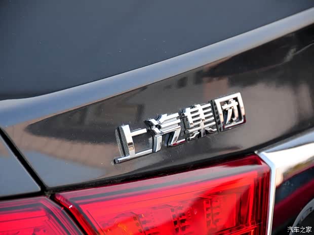 榮威上汽集團榮威9502012款 2.4L 豪華版 榮威上汽集團榮威9502012款 2.4L 豪華版