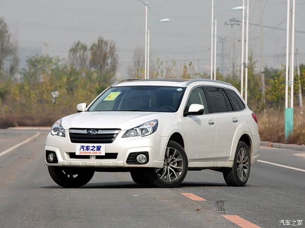 斯巴鲁斯巴鲁傲虎2013款 2.5i 运动版 斯巴鲁斯巴鲁傲虎2013款 2.5i 运动版