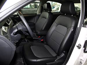 ɣ���� 2013�� 1.4L �ֶ����ʰ�