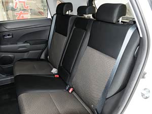 ����ASX 2013�� 1.6L �ֶ�������׼��