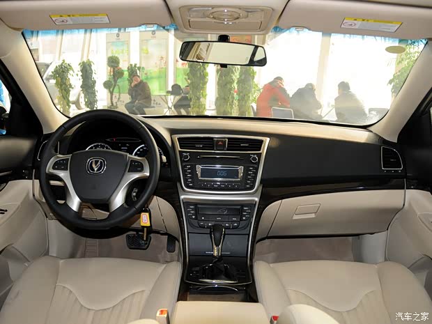 长安长安汽车睿骋2013款 1.8T 自动精英型 长安长安汽车睿骋2013款 1.8T 自动精英型