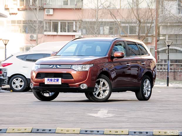 ŷ����(����)2013�� 2.4L ������ӢGT�� 7��