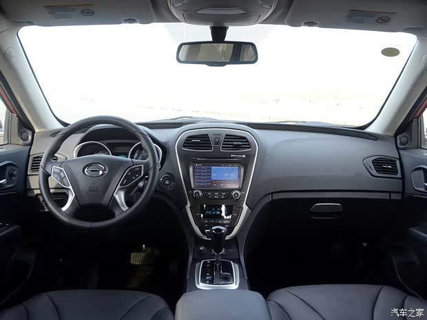 廣汽傳祺廣汽乘用車傳祺GS52012款 2.0L 自動兩驅尊貴版 廣汽傳祺廣汽乘用車傳祺GS52012款 2.0L 自動兩驅尊貴版