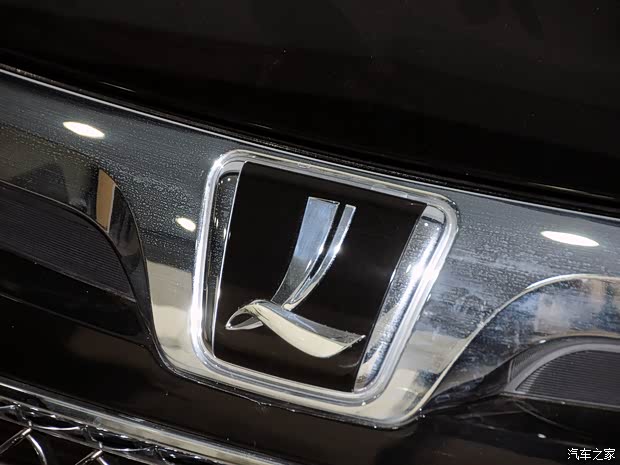 納智捷東風(fēng)裕隆MASTER CEO2013款 2.2T 行政版