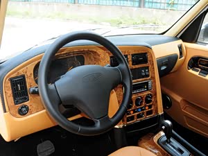 英伦TX42012款 2.4L 定制商务型