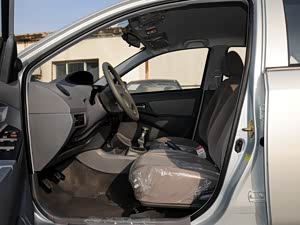 ��� 2013�� 1.5L �ֶ���Ӣ��