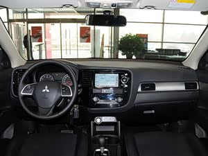 欧蓝德(进口)2013款 2.0L 四驱都市导航版 5座