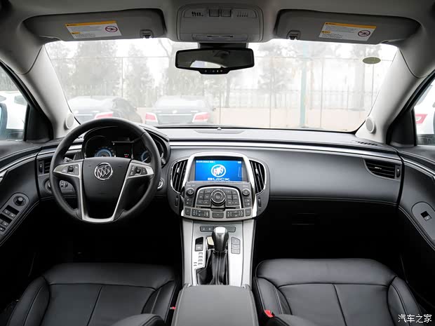 别克通用别克君越2012款 2.0T旗舰版