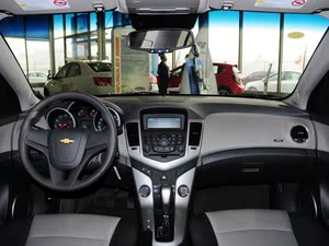 ³ 2013 1.8L SE AT