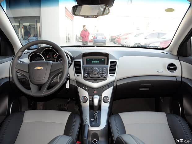 雪佛兰通用雪佛兰科鲁兹2013款 1.6L SE AT 雪佛兰通用雪佛兰科鲁兹2013款 1.6L SE AT