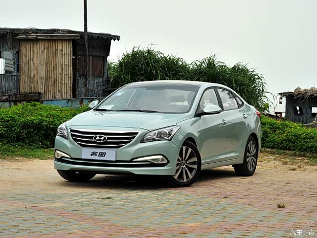 现代北京现代名图2014款 1.8L 自动尊贵型 现代北京现代名图2014款 1.8L 自动尊贵型