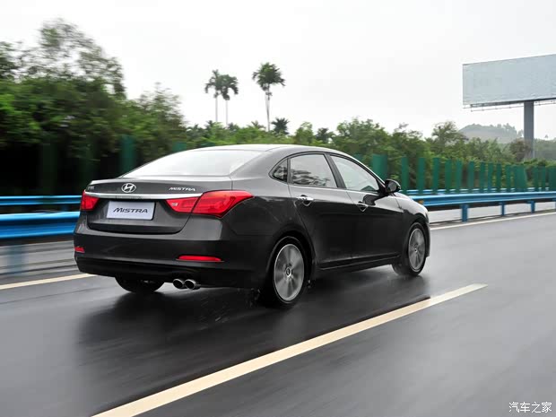 现代北京现代名图2013款 基本型 现代北京现代名图2013款 基本型