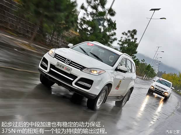 江铃江铃汽车驭胜2013款 S350 2.4T 四驱自动柴油超豪华版5座