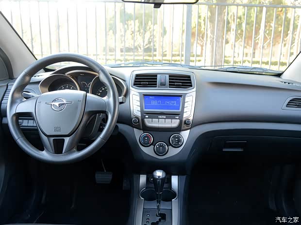 海马汽车 海马M3 2014款 1.5L CVT精英型