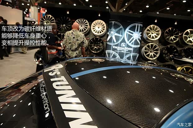 日产日产(进口)日产GT-R2014款 3.8T Premium Edition 棕红内饰