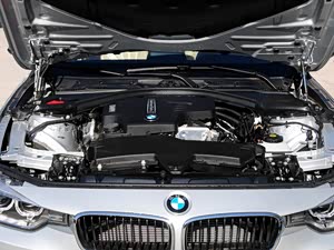 ����3ϵ2014�� 320i ʱ����