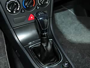 ����S30 2014�� 1.6L �ֶ��ж���