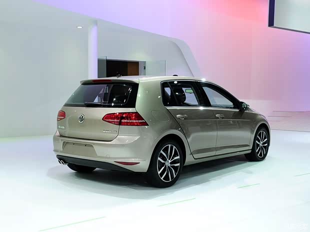 大众一汽-大众高尔夫2014款 基本型 大众一汽-大众高尔夫2014款 基本型