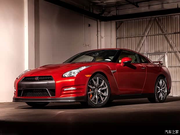日产日产(进口)日产GT-R2015款 基本型