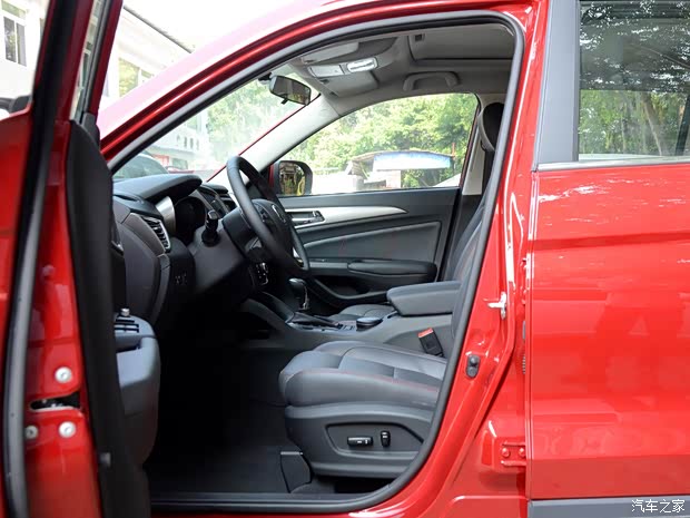 長(zhǎng)安長(zhǎng)安汽車長(zhǎng)安CS752013款 基本型