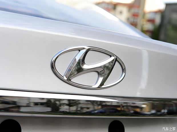 北京现代 名图 2014款 1.8L 自动舒适型 北京现代 名图 2014款 1.8L 自动舒适型