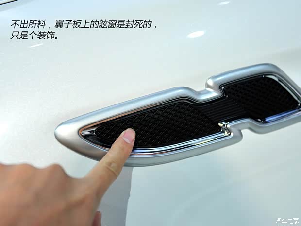 起亞起亞(進口)起亞K9002015款 基本型