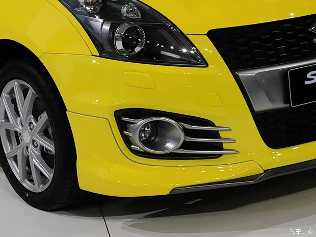 鈴木鈴木(進(jìn)口)速翼特2014款 1.6L CVT兩驅(qū)豪華版