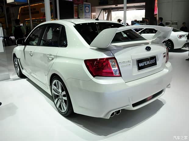斯巴魯斯巴魯翼豹2014款 2.5T WRX STI三廂