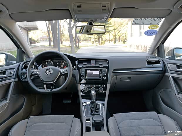 大眾一汽-大眾高爾夫2014款 1.4TSI 自動旗艦型