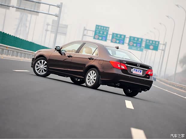 比亚迪 思锐 2013款 1.5TID 自动尊贵型