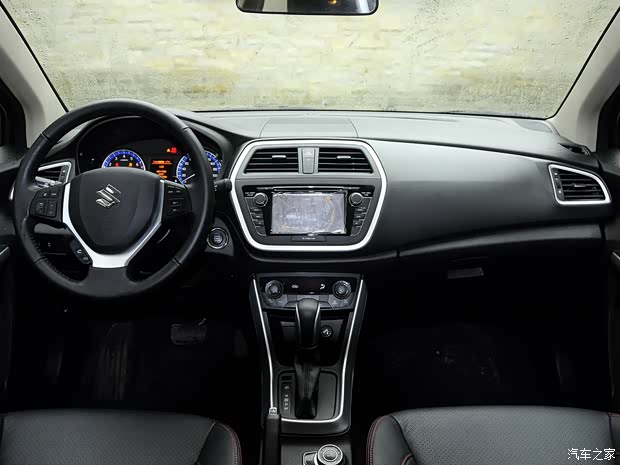 鈴木長安鈴木S.CROSS鋒馭2014款 1.6L CVT尊貴型 鈴木長安鈴木S.CROSS鋒馭2014款 1.6L CVT尊貴型