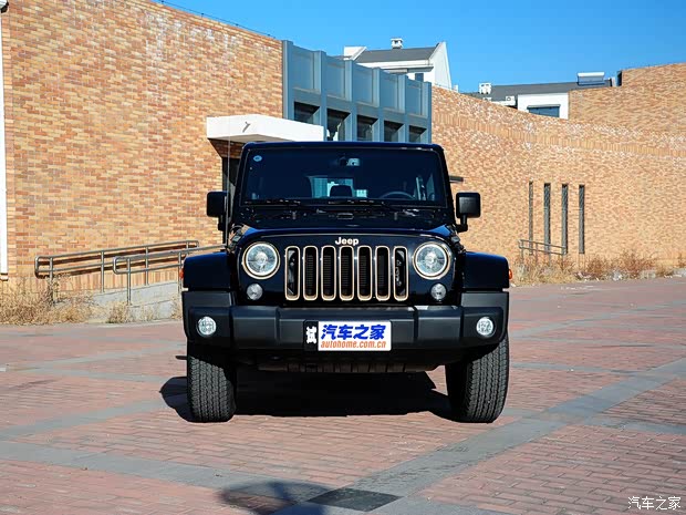 JeepJeep牧马人2014款 3.6L 龙腾典藏版