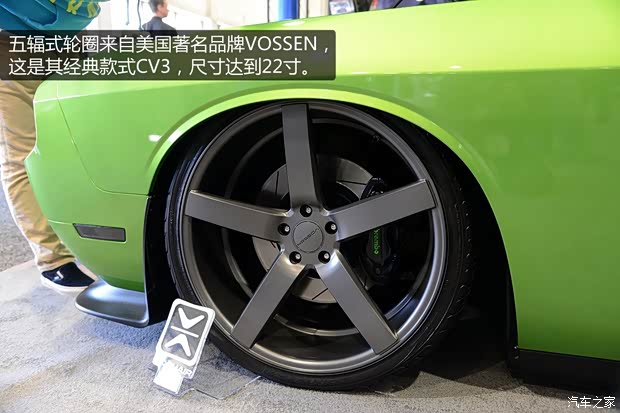 道奇SRT挑战者 SRT2012款 6.4L SRT8 392