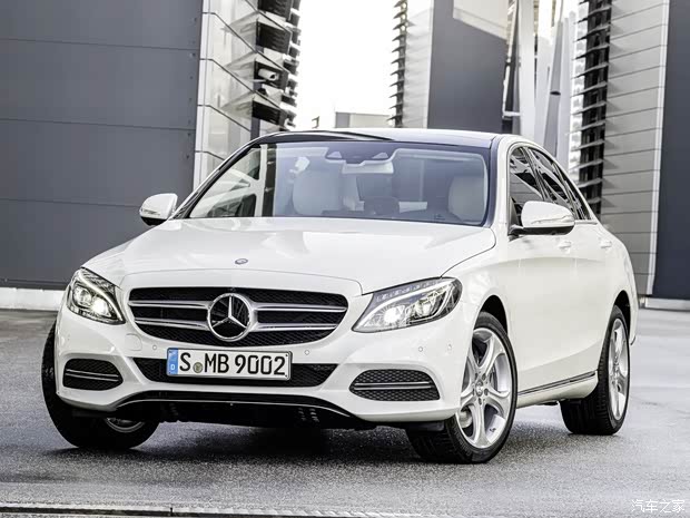 奔馳奔馳(進(jìn)口)奔馳C級(進(jìn)口)2014款 基本型 奔馳奔馳(進(jìn)口)奔馳C級(進(jìn)口)2014款 基本型