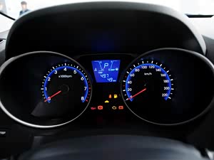 北京现代ix35 2013款 2.0L 自动四驱舒适型GL 京V