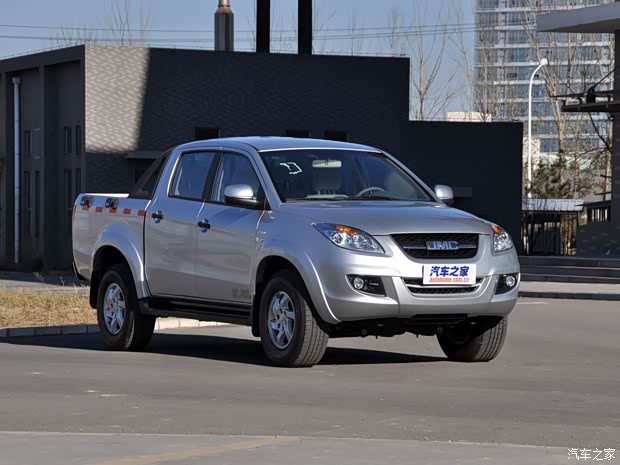 江铃汽车 域虎 2012款 2.4T四驱手动(LX)JX4D24