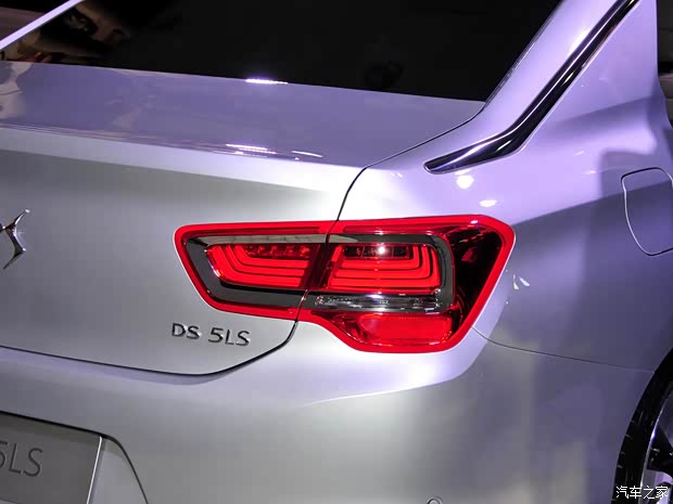 DS长安标致雪铁龙DS 5LS2014款 基本型