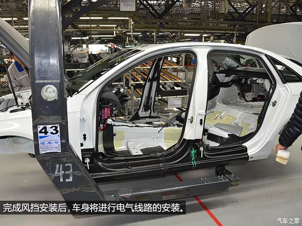 奥迪一汽-大众奥迪奥迪A4L2013款 40 TFSI quattro个性运动型