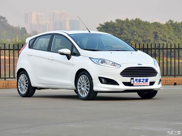 福特長安福特嘉年華2014款 兩廂 1.0 GTDi 自動勁動型