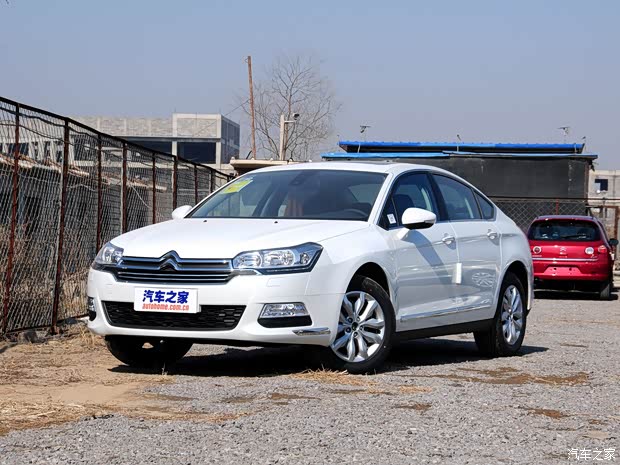 ѩ����C5 2013�� 2.3L �Զ���Ԧ��